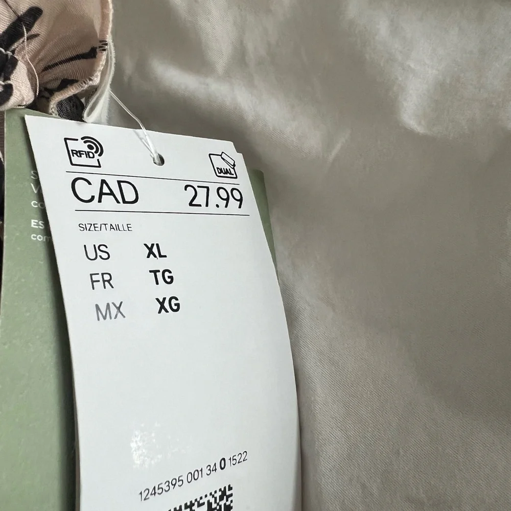 H&M - Picture 3 of 5